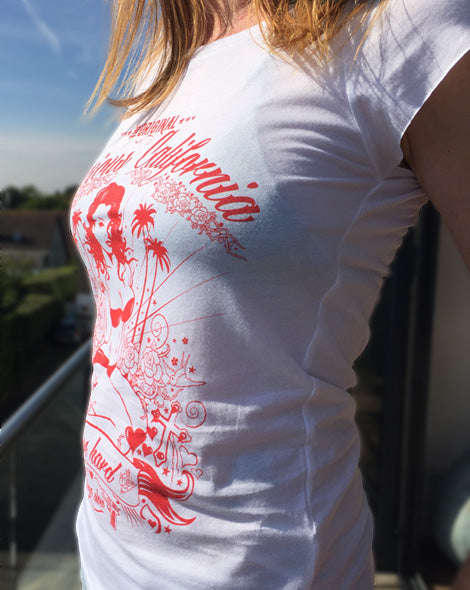 'Love Slow' Design - Women's Bamboo T-Shirt - Delicious California